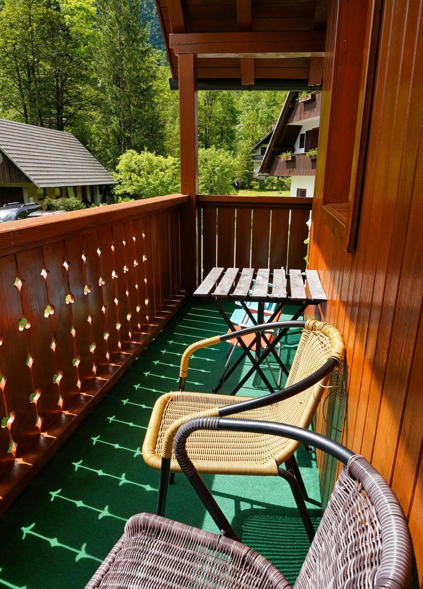 Apartments Lake Бохин Екстериор снимка